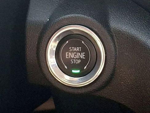 Used 2023 Chevrolet TrailBlazer LT w/ Convenience Package image 21