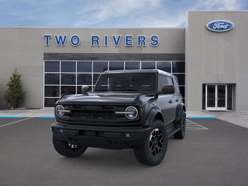 New 2025 Ford Bronco Outer Banks image 2