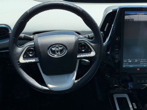 Used 2018 Toyota Prius Prime Advanced w/ Carpet Mat Package FWD image 13