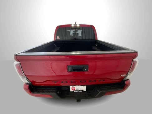 Certified 2022 Toyota Tacoma TRD Sport w/ Technology Package image 7