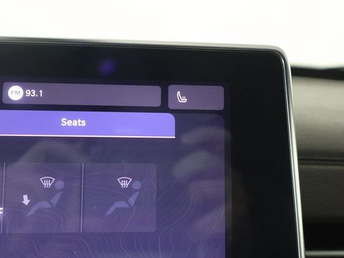 Used 2023 Jeep Compass Latitude image 41