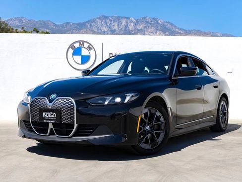 Used 2025 BMW i4 xDrive40i AWD/4WD image 8