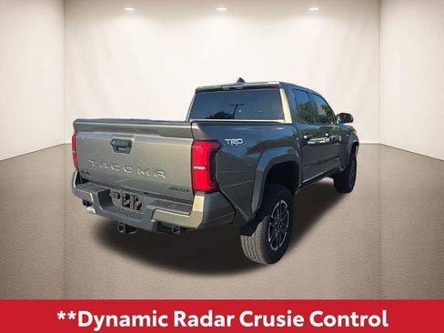 Used 2025 Toyota Tacoma TRD Sport AWD/4WD image 6