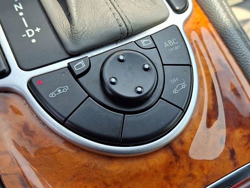 Used 2003 Mercedes-Benz SL 500 image 23