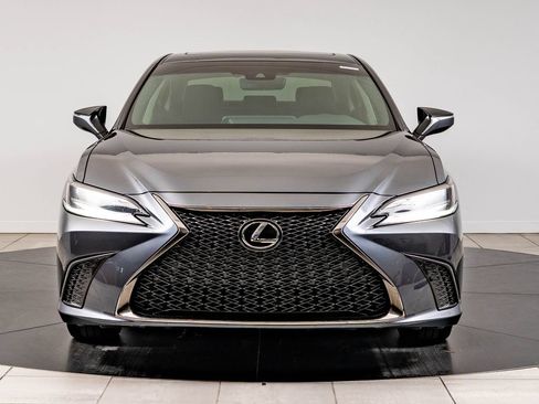 Certified 2025 Lexus ES 300h F Sport FWD image 2