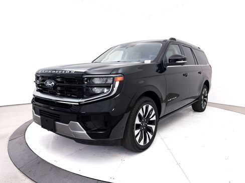 Used 2025 Ford Expedition Max Platinum w/ Driver's Package AWD/4WD image 15