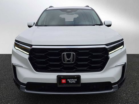 Used 2024 Honda Pilot Elite image 8