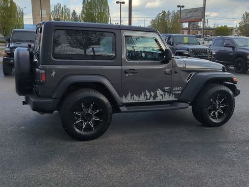 Used 2020 Jeep Wrangler Sport AWD/4WD image 8