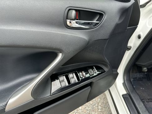 Used 2013 Lexus IS 250 image 7
