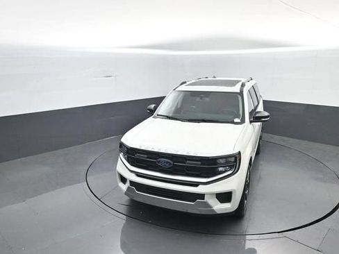 New 2026 Ford Expedition Platinum w/ Platinum Ultimate Package AWD/4WD image 27