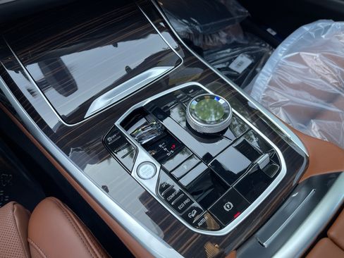 New 2027 BMW X7 M60i AWD/4WD image 14