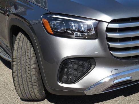 Used 2024 Mercedes-Benz GLS 450 4MATIC image 29