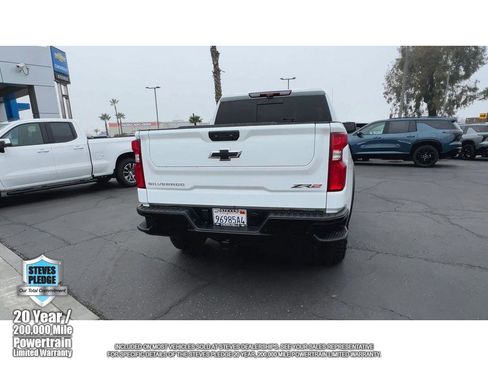 Used 2024 Chevrolet Silverado 1500 ZR2 w/ Technology Package image 10