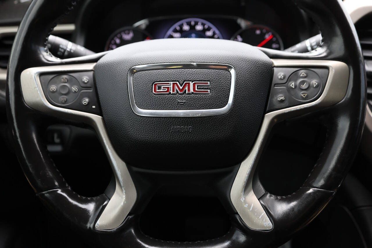 Used 2018 GMC Acadia Denali w/ Technology Package AWD/4WD image 19