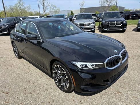 Used 2025 BMW 330i xDrive Sedan AWD/4WD image 3