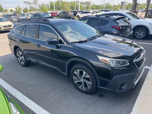 Certified 2021 Subaru Outback Limited image 2