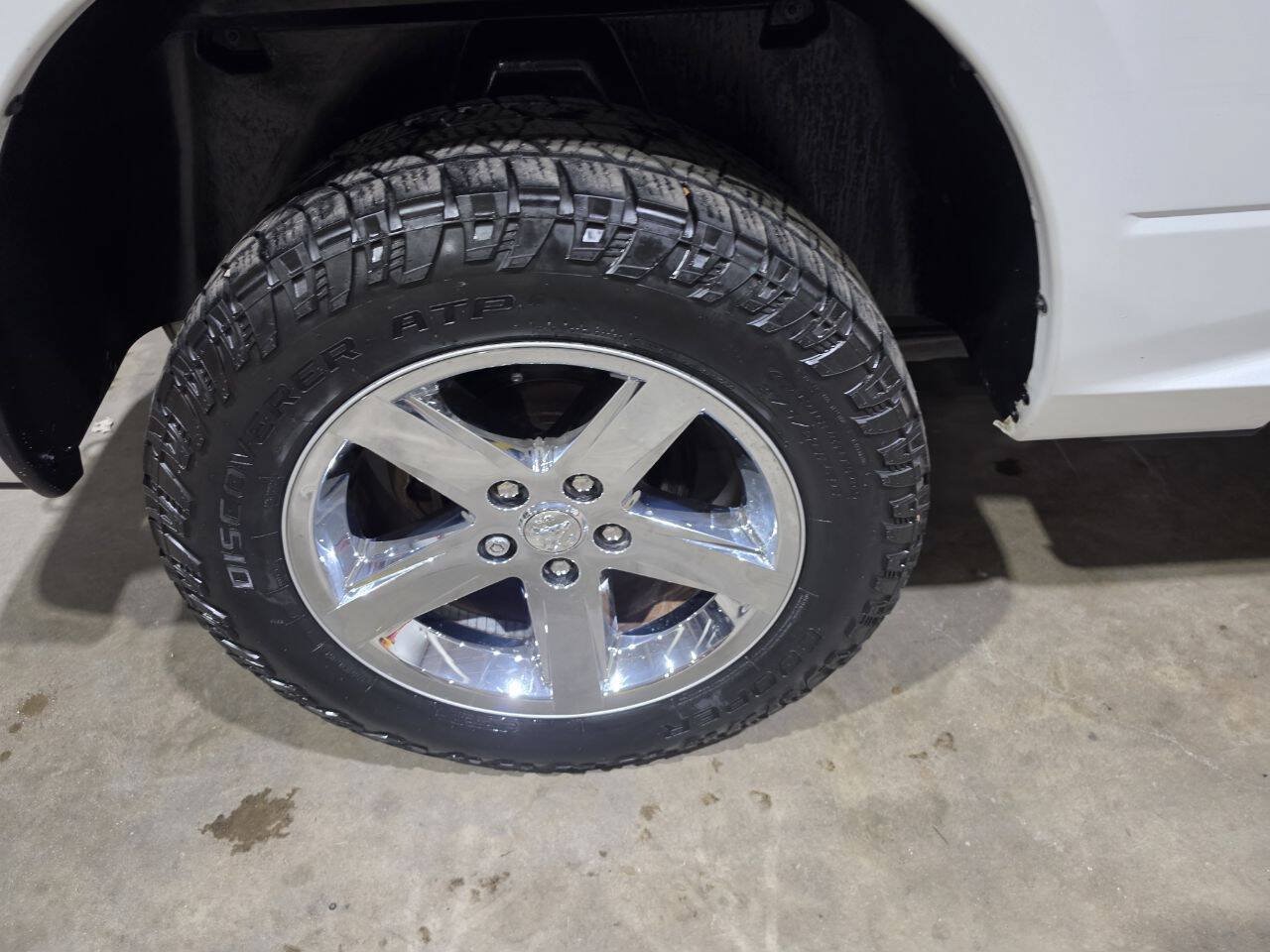 Used 2018 RAM 1500 Express AWD/4WD image 27