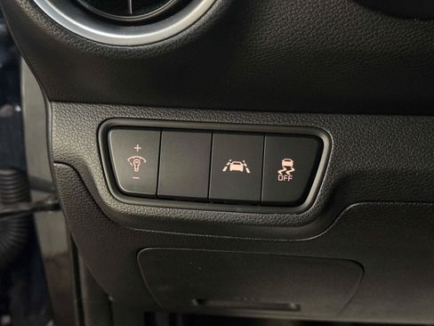 Used 2019 Kia Forte LXS image 29