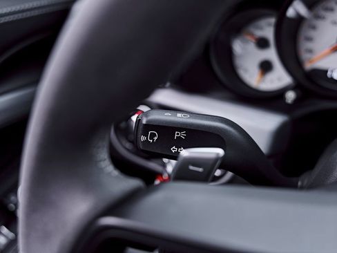 Used 2018 Porsche 911 GT3 RWD image 71