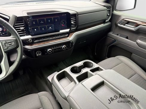 Used 2024 GMC Sierra 1500 Elevation w/ LPO, Elevation Black Package RWD image 28