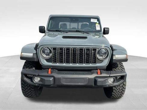 Used 2025 Jeep Gladiator Mojave image 12
