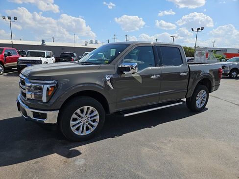 New 2026 Ford F150 Lariat w/ Equipment Group 501A Mid AWD/4WD image 5