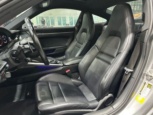 Used 2021 Porsche 911 Carrera S RWD image 5