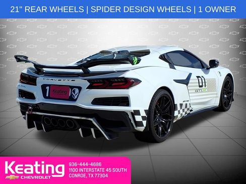 Used 2025 Chevrolet Corvette Z06 RWD image 6