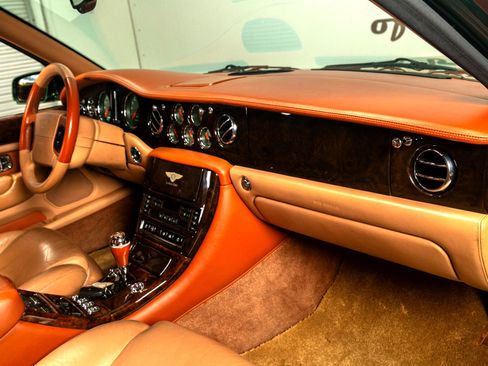 Used 2001 Bentley Arnage Red Label image 26