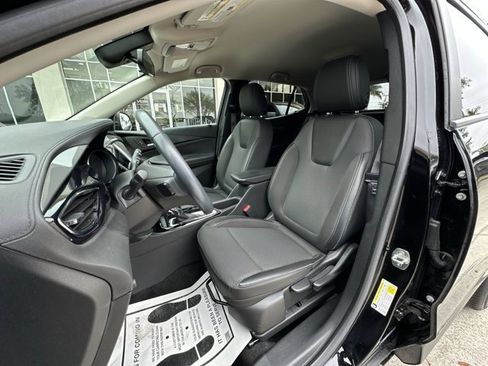 Certified 2023 Buick Encore GX Preferred FWD image 18