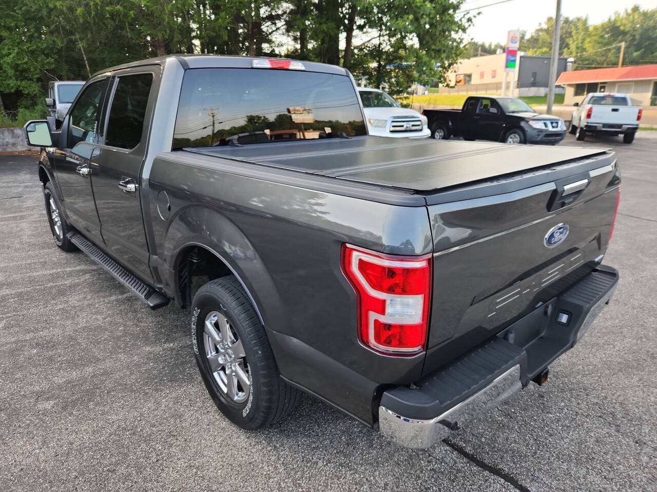 Used 2018 Ford F150 XLT w/ Equipment Group 302A Luxury AWD/4WD image 6