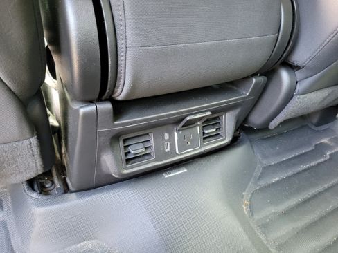 Used 2023 GMC Sierra 1500 Elevation RWD image 11