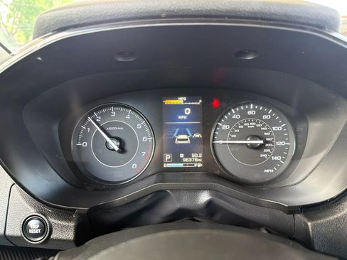 Used 2022 Subaru Impreza 2.0i AWD/4WD image 41