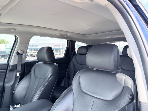 Used 2022 Hyundai Santa Fe SEL w/ Convenience + Premium Package AWD/4WD image 6