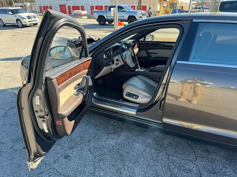 Used 2014 Bentley Flying Spur W12 image 9