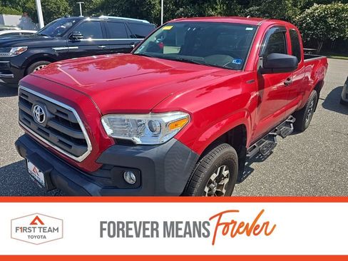 Used 2016 Toyota Tacoma SR AWD/4WD image 1