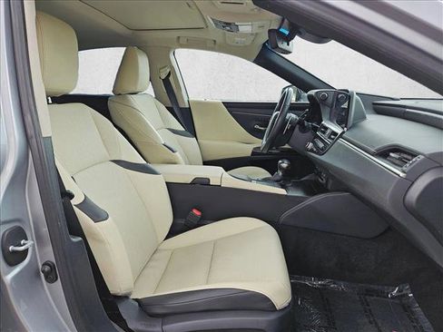 Used 2022 Lexus ES 300h w/ Premium Package FWD image 22
