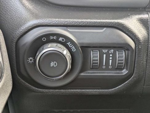 Used 2022 Jeep Wrangler Unlimited Sport w/ Sun And Sound Package AWD/4WD image 24