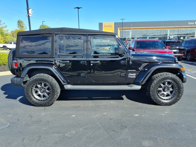 Used 2018 Jeep Wrangler Unlimited Sahara AWD/4WD image 26