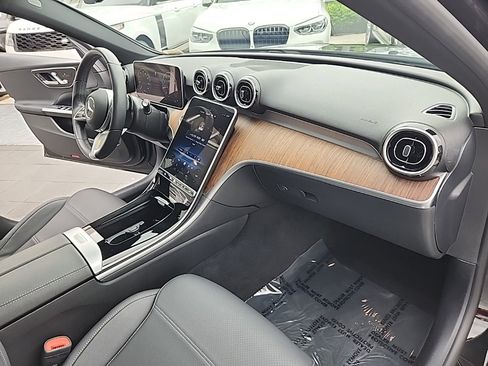 Used 2024 Mercedes-Benz C 300 Sedan image 23