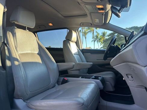 Used 2018 Honda Odyssey EX-L image 9