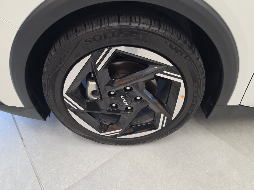 Certified 2026 Kia K4 EX FWD image 57