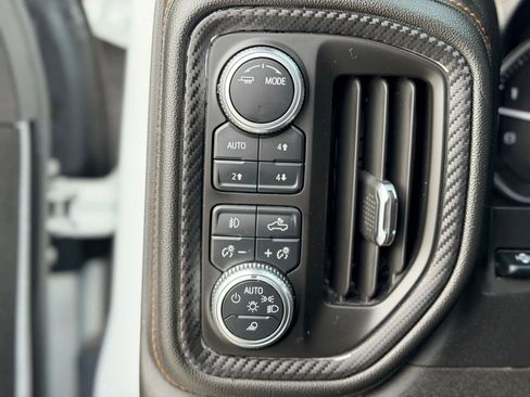 Used 2021 GMC Sierra 3500 AT4 w/ AT4 Premium Plus Package AWD/4WD image 26