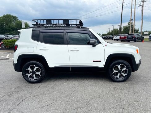 Used 2020 Jeep Renegade Trailhawk AWD/4WD image 8