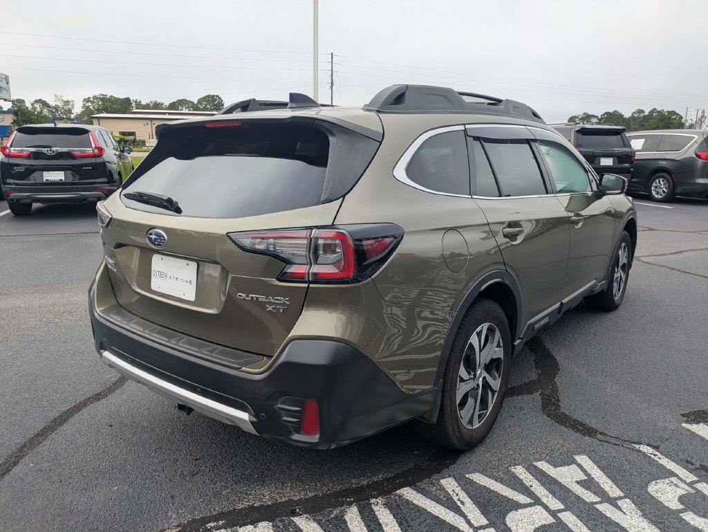 Used 2022 Subaru Outback Limited XT AWD/4WD image 5