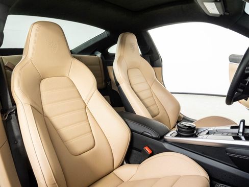 Certified 2024 Porsche 911 Turbo S AWD/4WD image 19