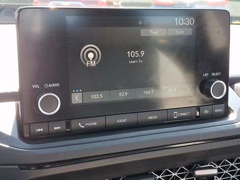 Used 2025 Honda Accord SE image 18
