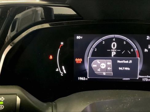 Used 2025 Lexus NX 350 AWD w/ Luxury Package image 9