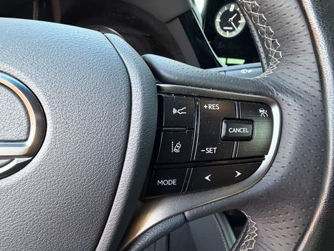 Used 2024 Lexus ES 350 F Sport w/ Accessory Package (Z2) FWD image 20