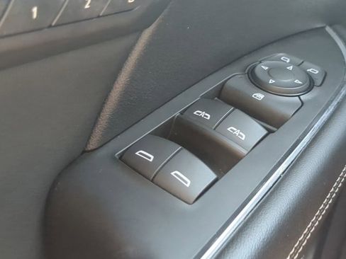 Used 2023 Buick Envision Essence w/ Sport Touring Package image 19